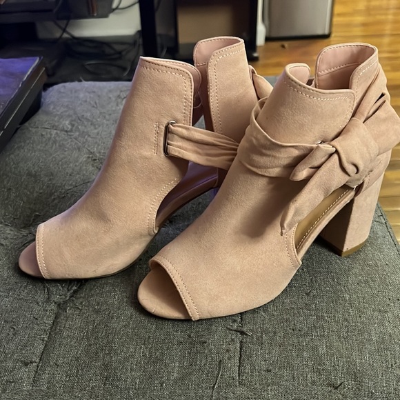 By Karine Pink Heels 🎀 - Picture 2 of 4